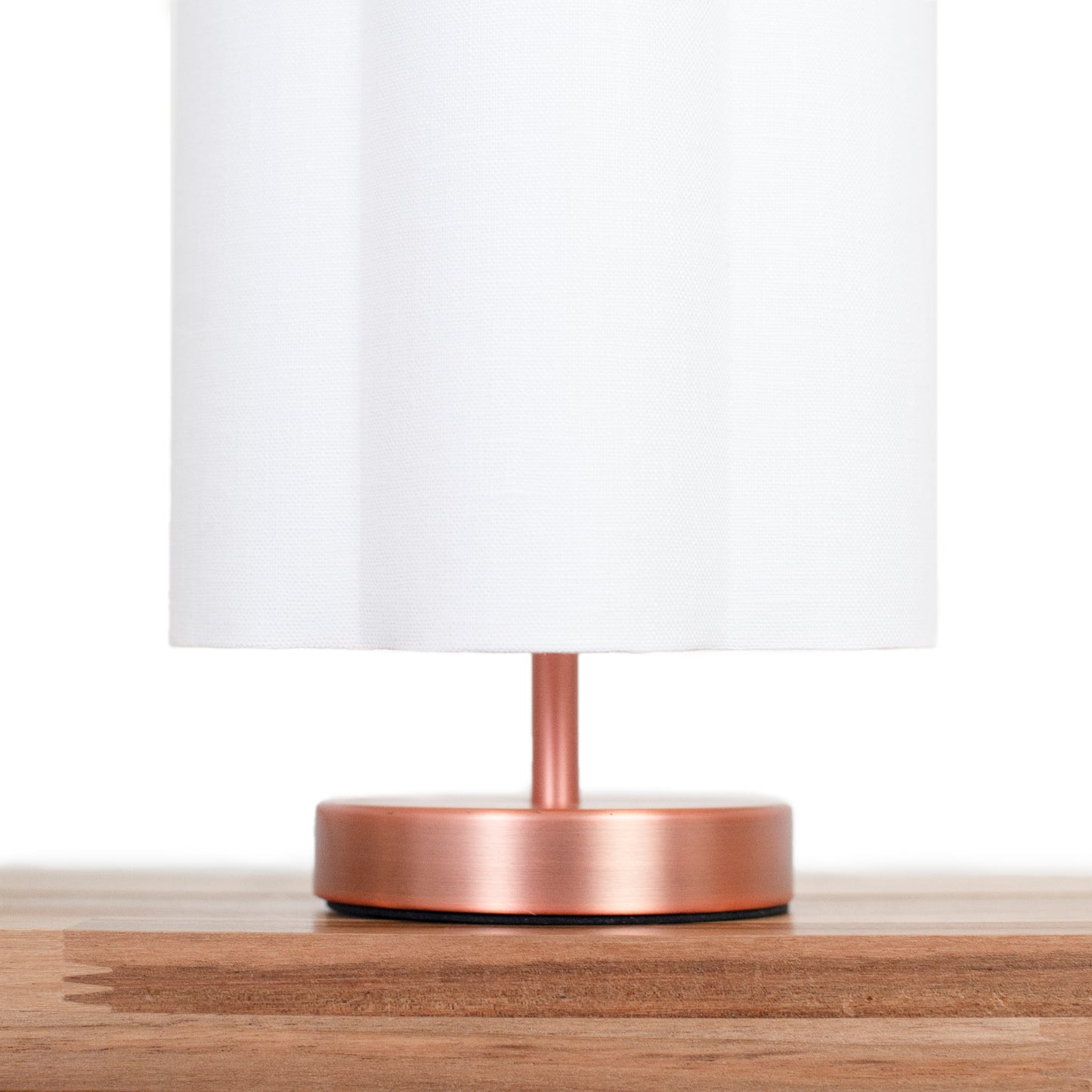 Snow White Irish Linen - Small Brushed Brass Lamp Base